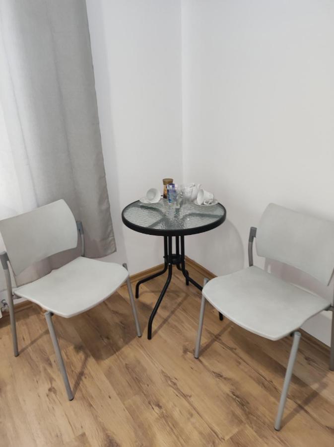 Hostel 36 Катовице Экстерьер фото